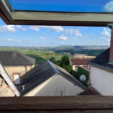 Villa Un Petit Coin Sous Les Toits à Hautvillers Extérieur photo